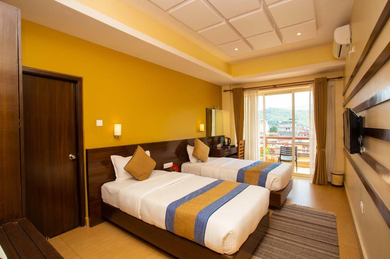 Hotel Lake Paradise Pokhara Exterior foto